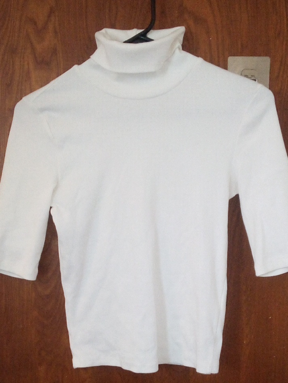 ZARA White Ribbed 3/4 Sleeve Tutrleneck, Size M